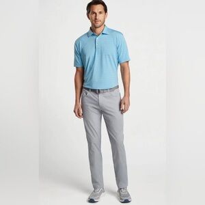 Peter millar Five-Pocket gray Performance Pants
2 way stretch wicking 38/32